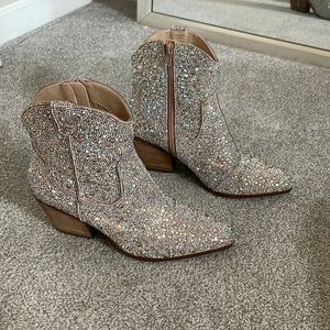 Betsy Johnson Diva Rhinestone Cowgirl Boots, Size 7